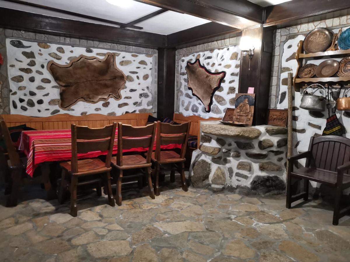Възрожденски Комплекс Чардакъ Сопот Bagian luar foto