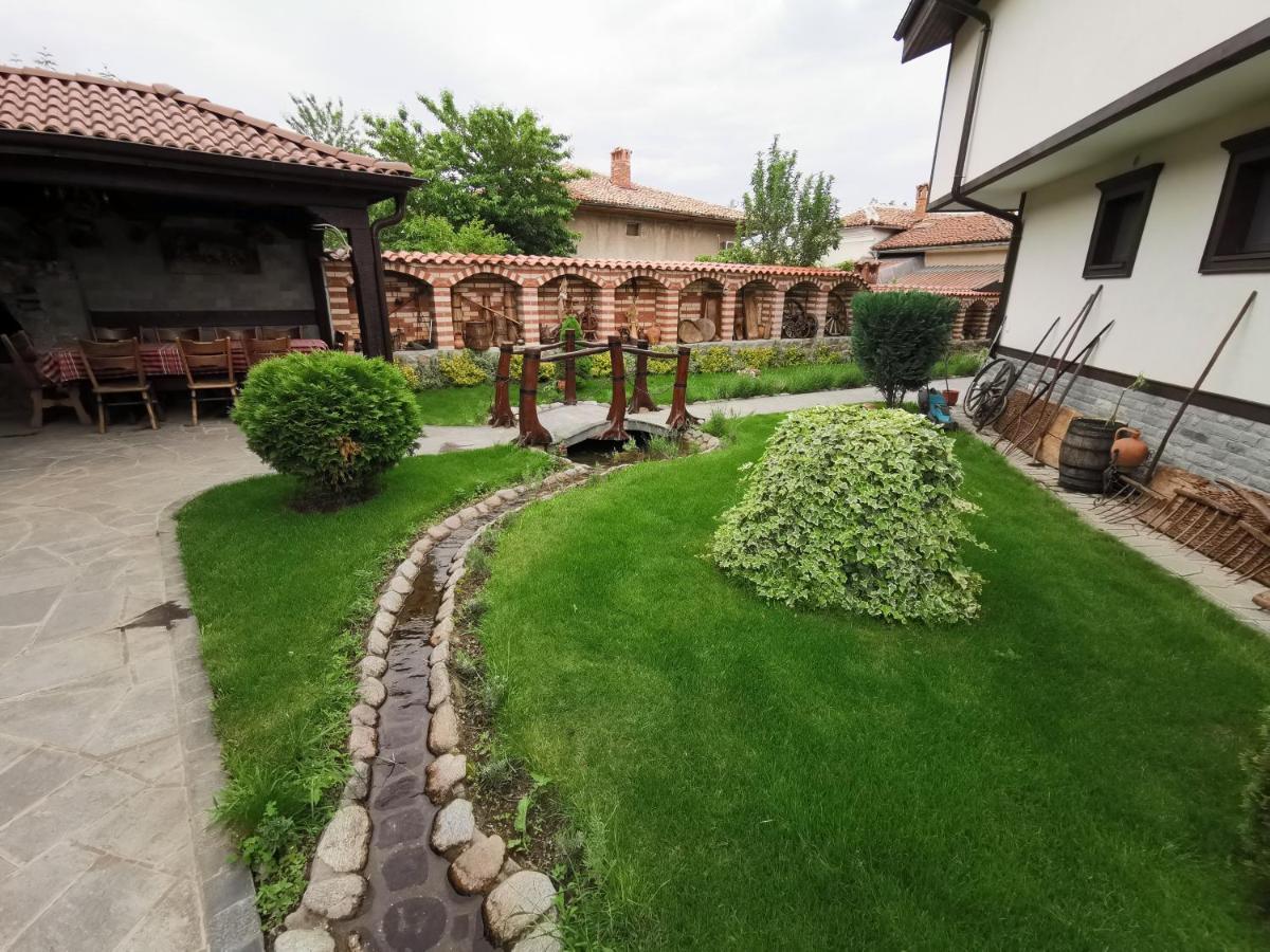 Възрожденски Комплекс Чардакъ Сопот Bagian luar foto