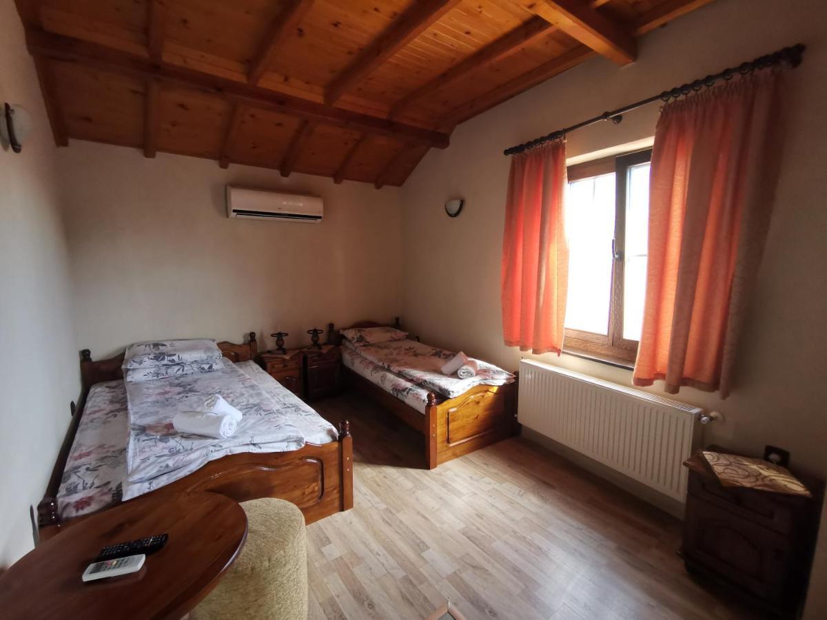 Възрожденски Комплекс Чардакъ Сопот Bagian luar foto